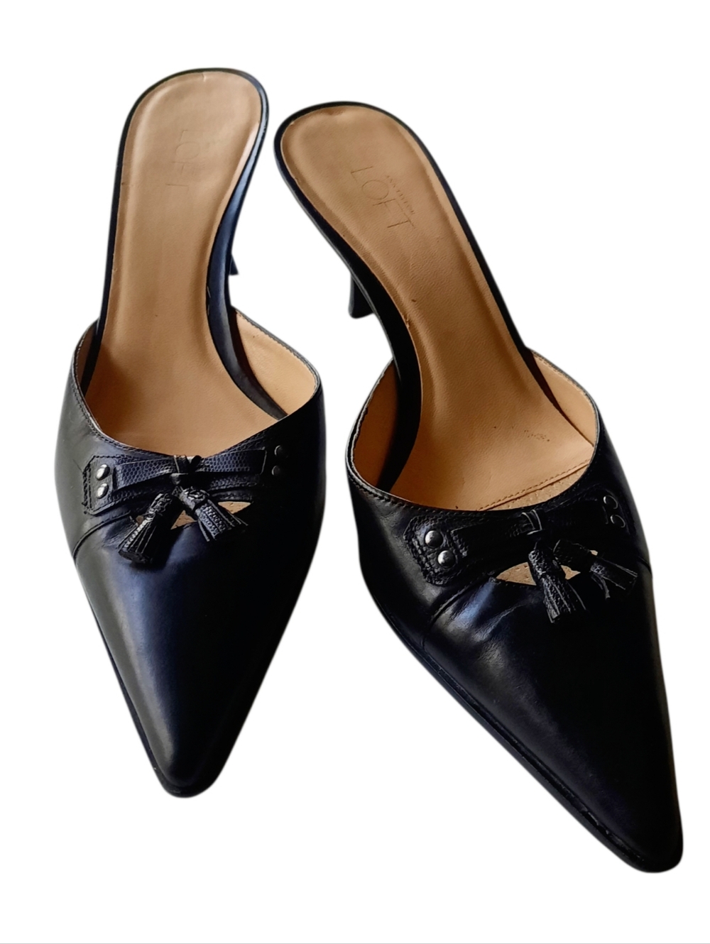 ANN TAYLOR LOFT Black Leather Pointed Toe Tassel Mule Pumps Sz 8.5M Brazil